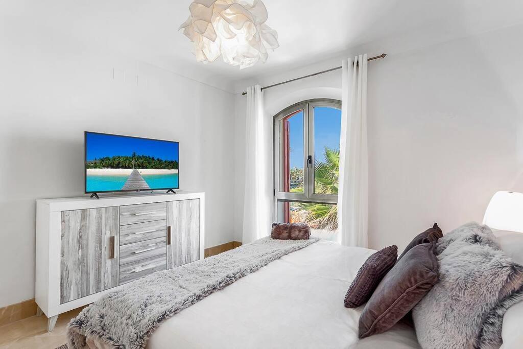 Yolo Spaces - Sotogrande Sea View Penthouse San Roque  Dış mekan fotoğraf