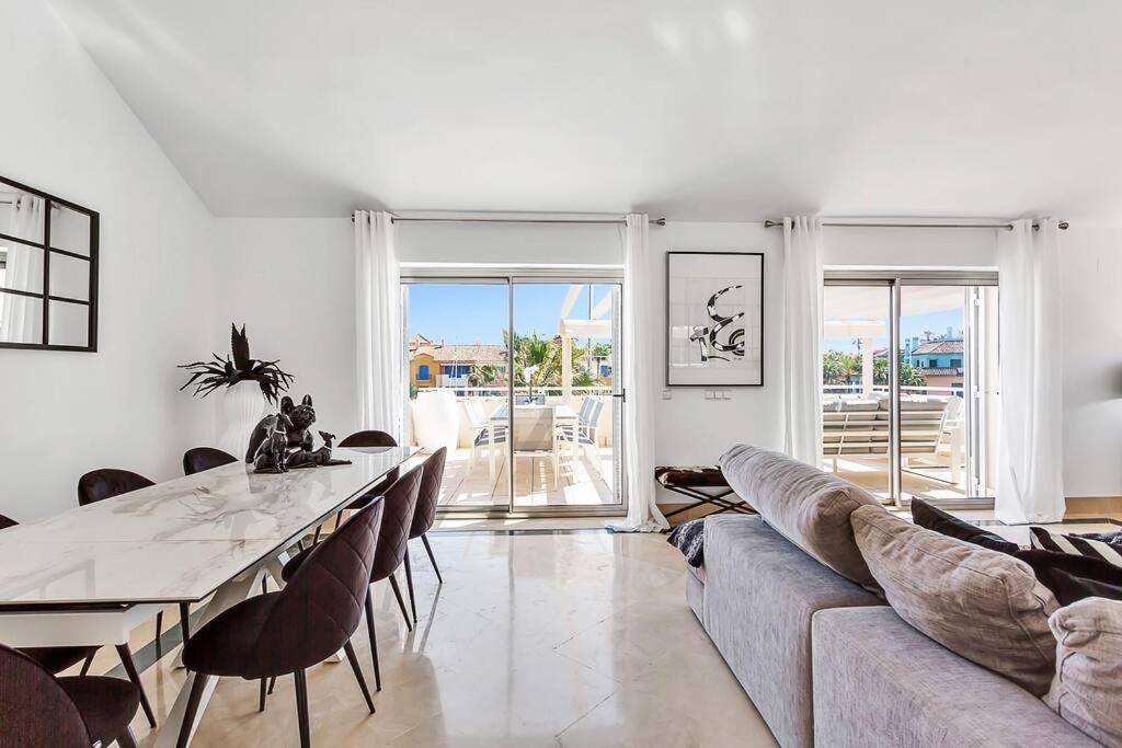 Yolo Spaces - Sotogrande Sea View Penthouse San Roque  Dış mekan fotoğraf