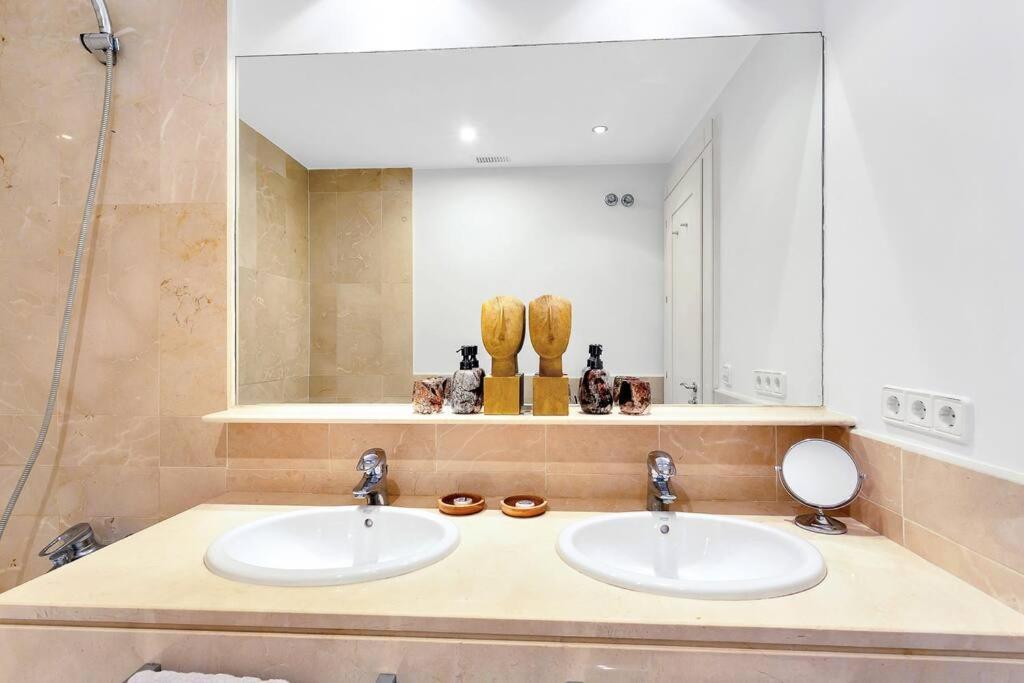Yolo Spaces - Sotogrande Sea View Penthouse San Roque  Dış mekan fotoğraf