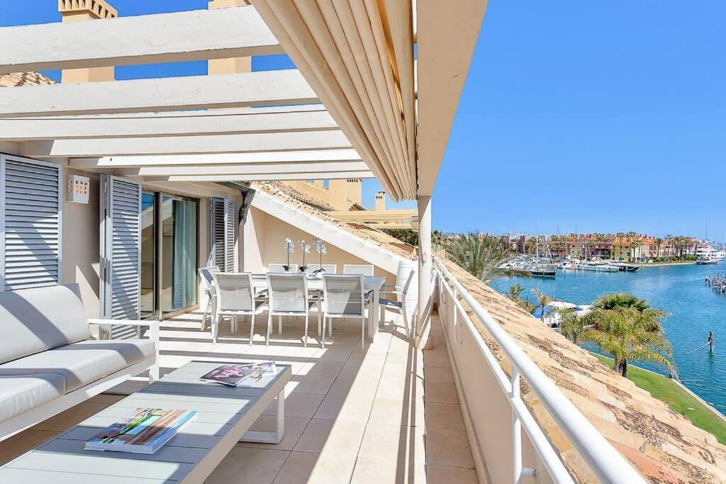 Yolo Spaces - Sotogrande Sea View Penthouse San Roque  Dış mekan fotoğraf