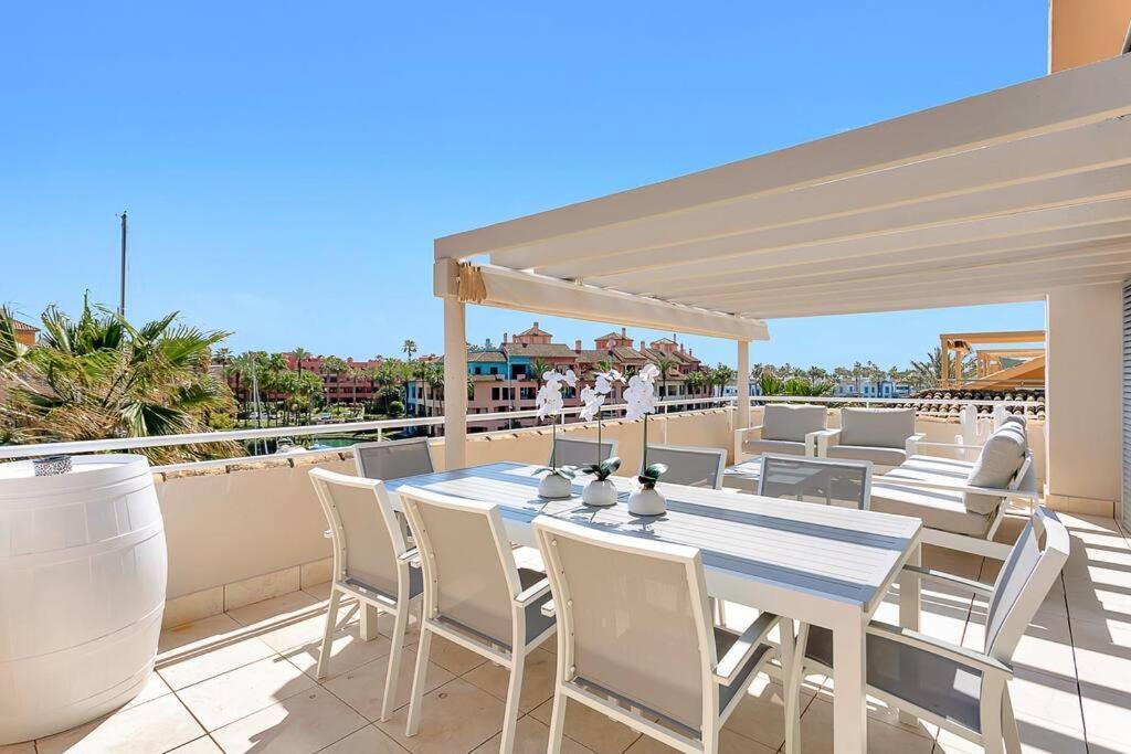 Yolo Spaces - Sotogrande Sea View Penthouse San Roque  Dış mekan fotoğraf