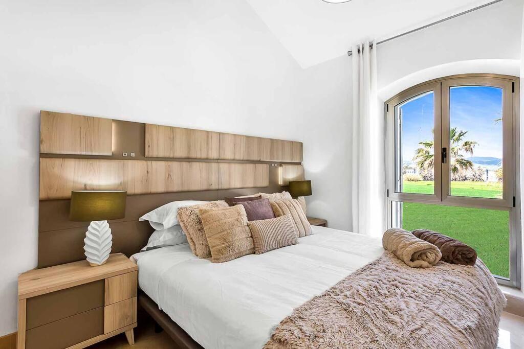 Yolo Spaces - Sotogrande Sea View Penthouse San Roque  Dış mekan fotoğraf